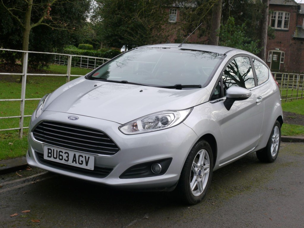 View FORD FIESTA 1.3 Zetec