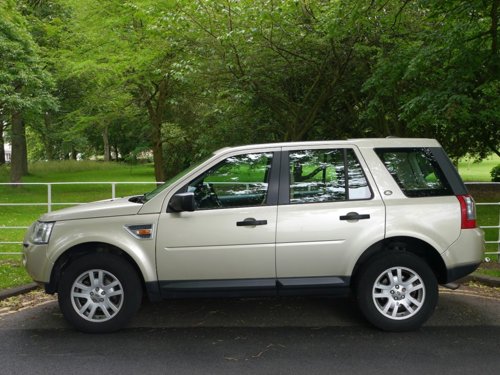 LAND ROVER FREELANDER