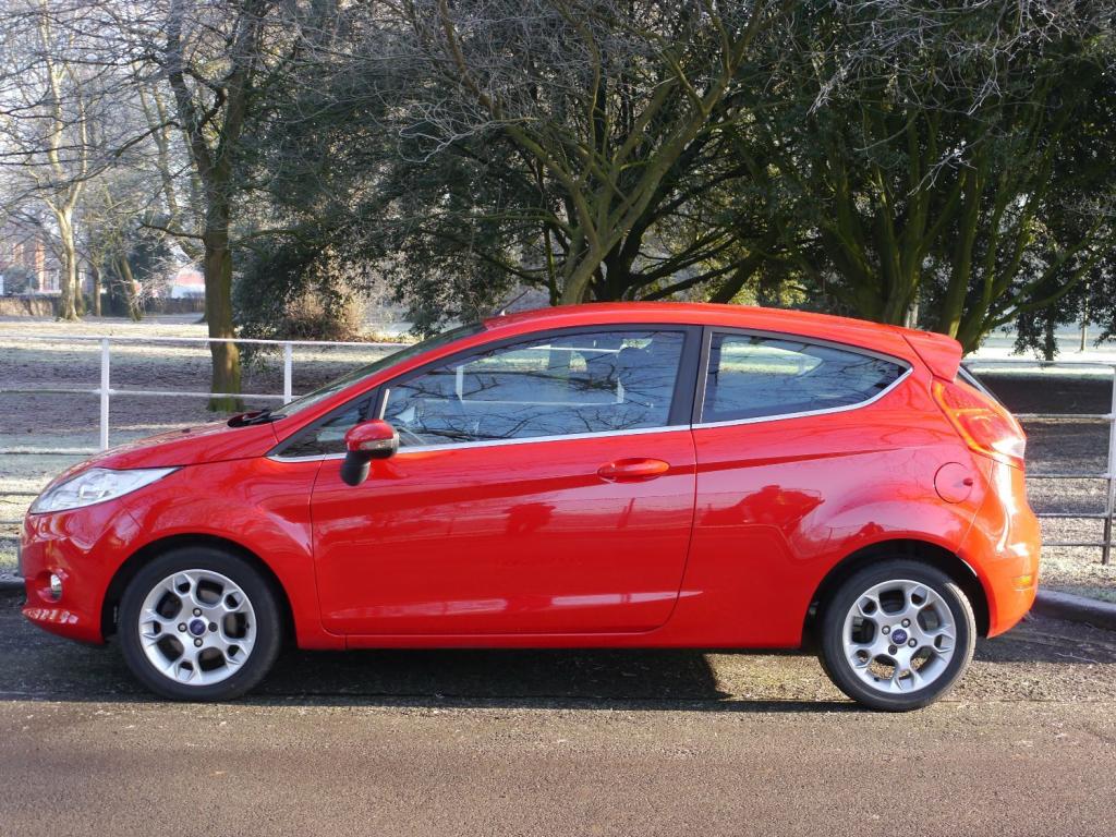 View FORD FIESTA ZETEC