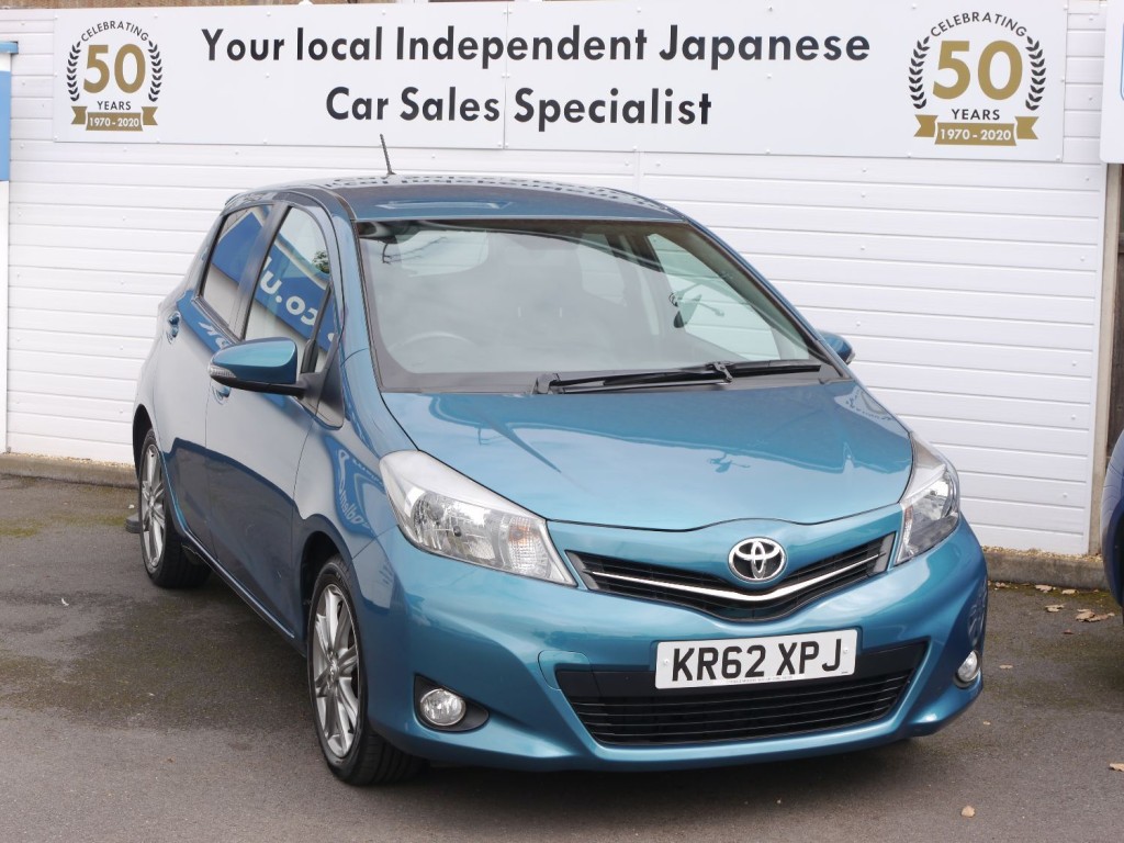 View TOYOTA YARIS VVT-I SR