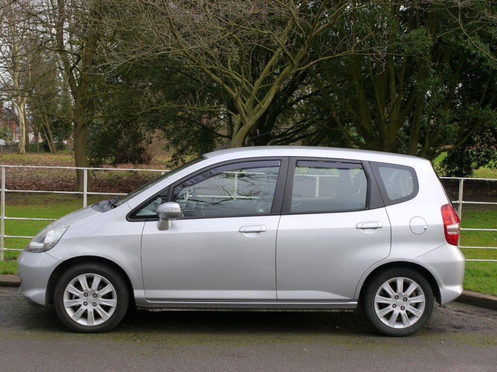 View HONDA JAZZ 1.4 i-DSI SE