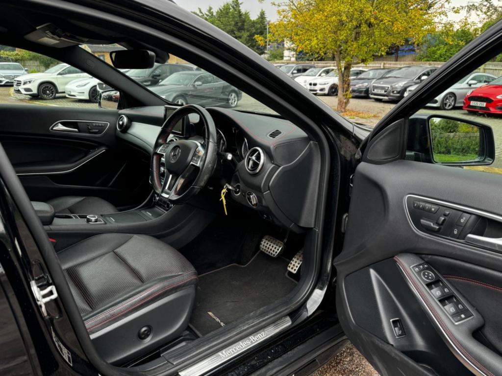 MERCEDES-BENZ GLA CLASS