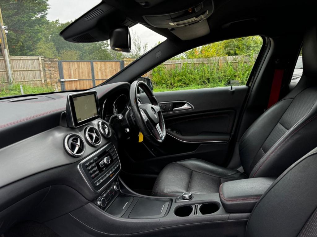 MERCEDES-BENZ GLA CLASS