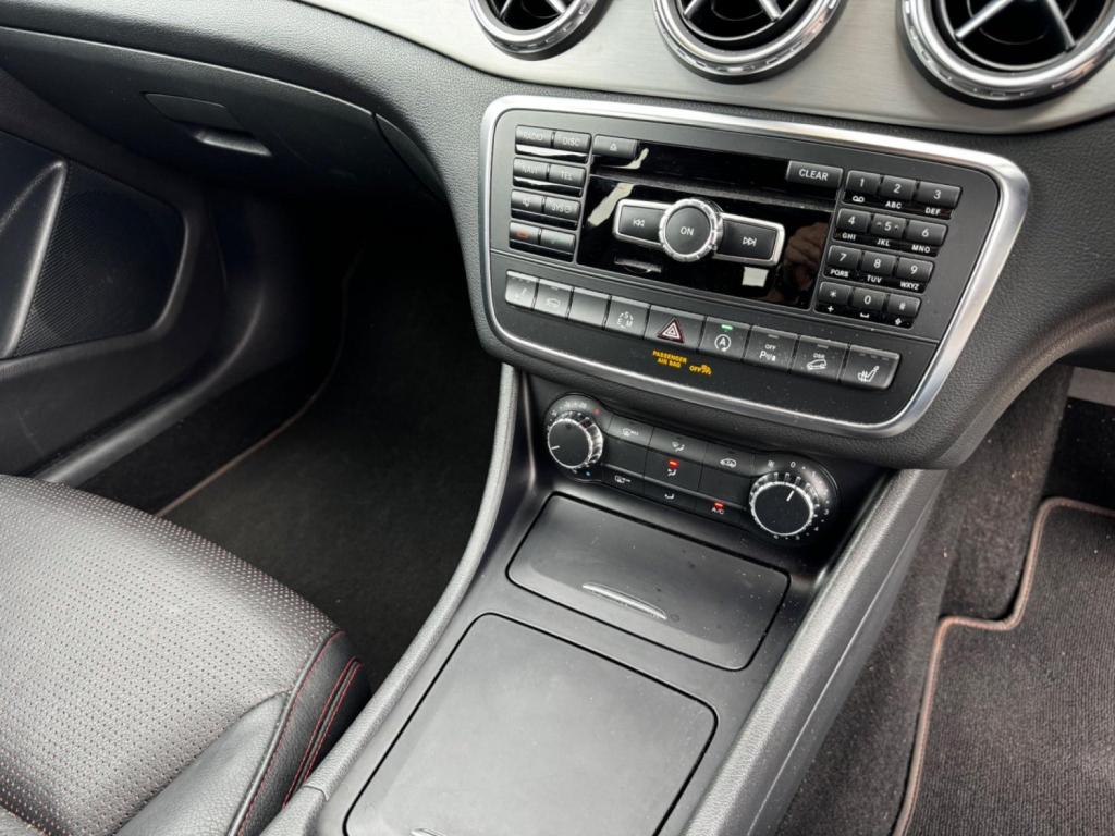 MERCEDES-BENZ GLA CLASS