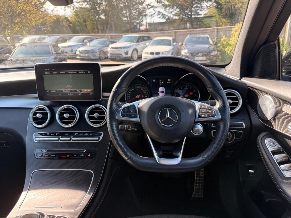 MERCEDES-BENZ GLC