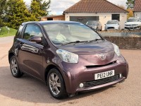 TOYOTA IQ