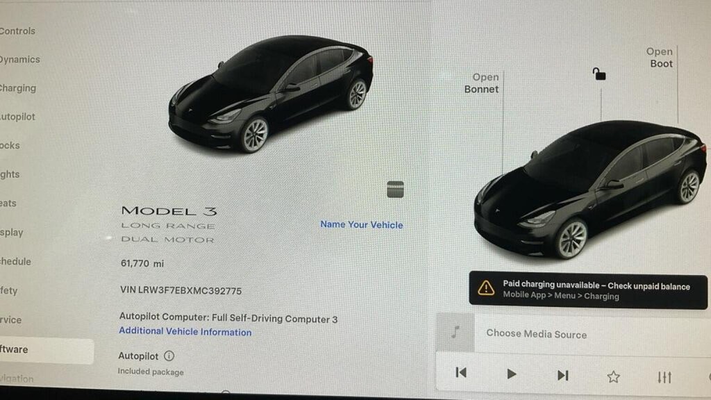 TESLA MODEL 3