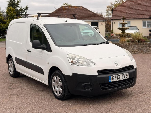 PEUGEOT PARTNER