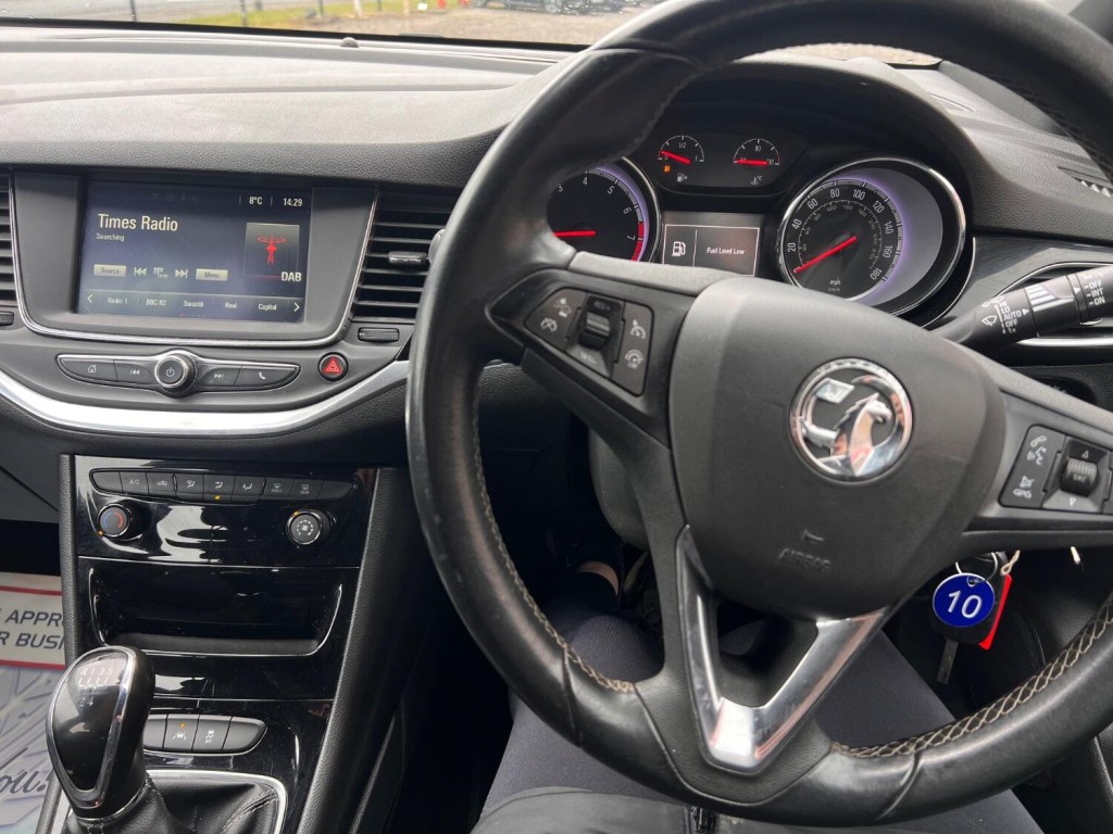 VAUXHALL ASTRA 1.4 i SRi 2016