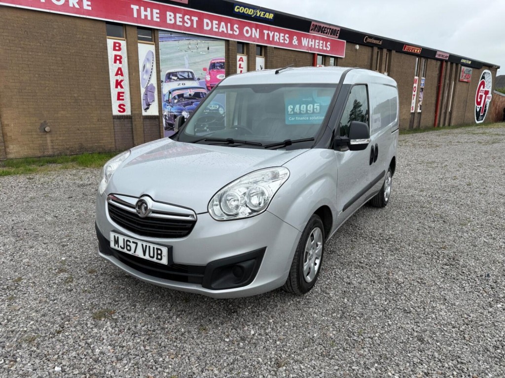 VAUXHALL COMBO 1.3 2017