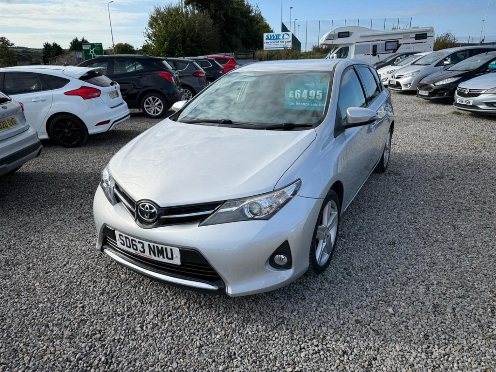 TOYOTA AURIS 1.6 V-Matic Sport 2013