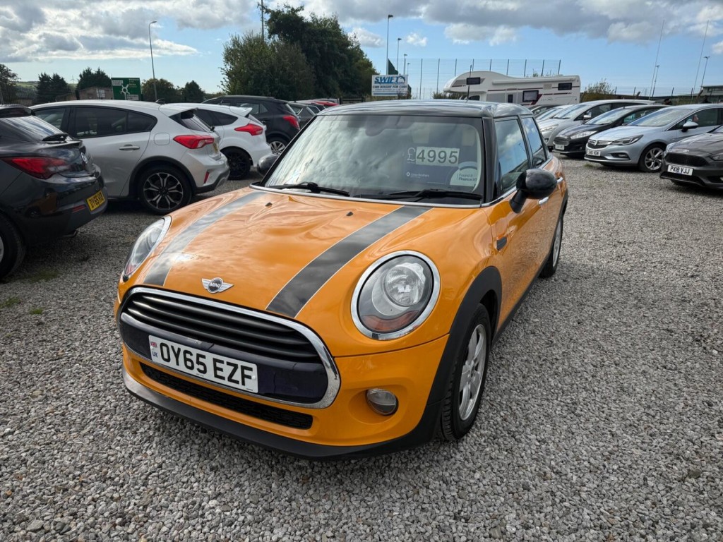 MINI HATCH 1.5 5-Door Hatch Cooper D 2015