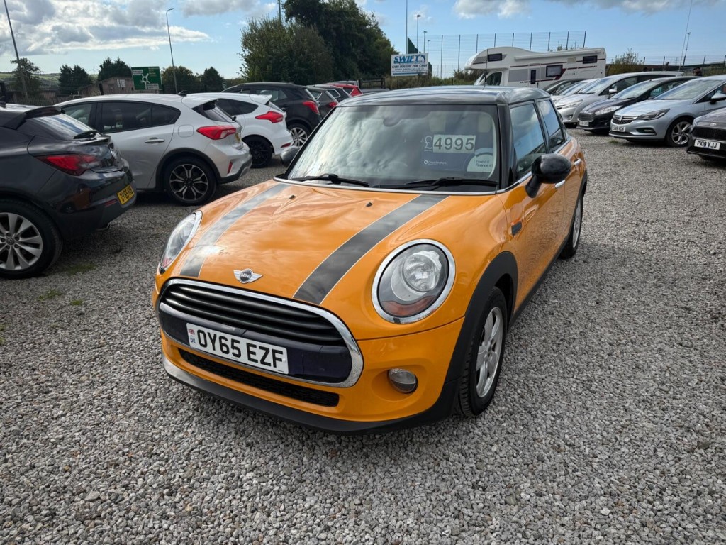 MINI HATCH 1.5 5-Door Hatch Cooper D 2015