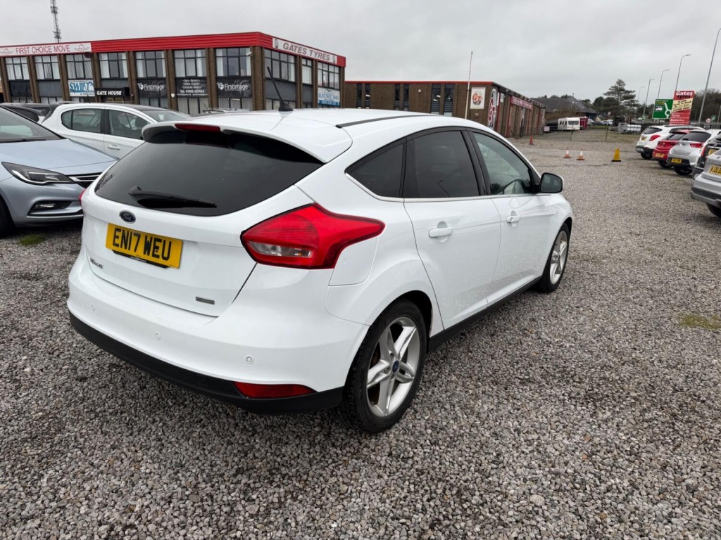 FORD FOCUS 1.0 T EcoBoost Titanium 2017