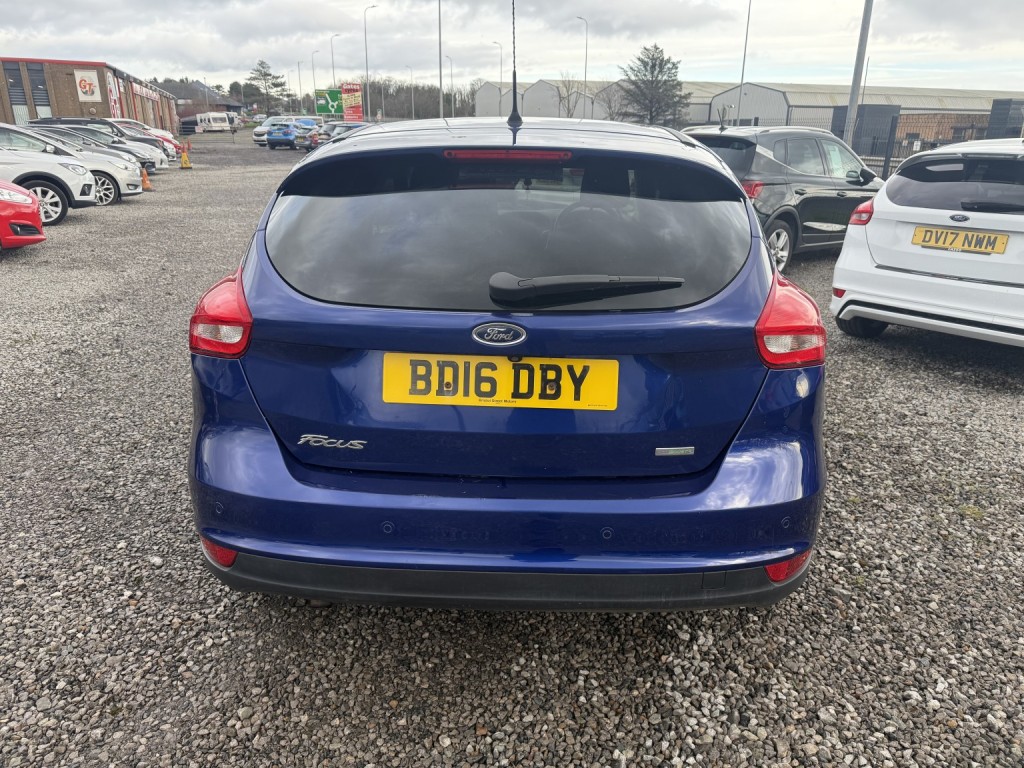 FORD FOCUS 1.0 T EcoBoost Titanium 2016