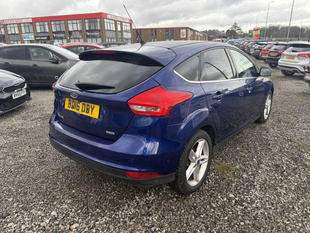 FORD FOCUS 1.0 T EcoBoost Titanium 2016