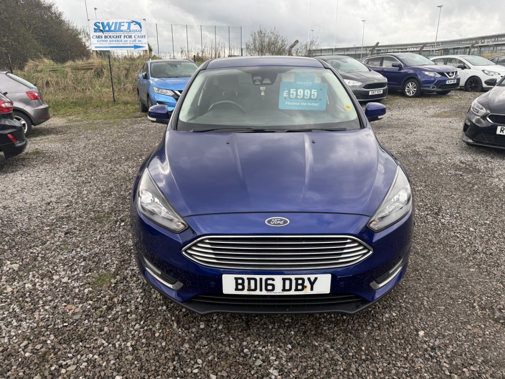FORD FOCUS 1.0 T EcoBoost Titanium 2016