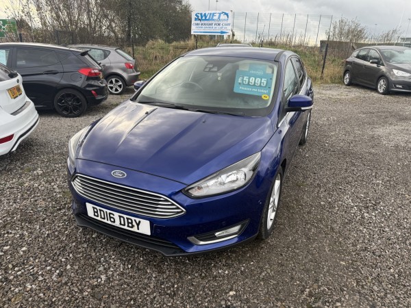 View FORD FOCUS 1.0 T EcoBoost Titanium