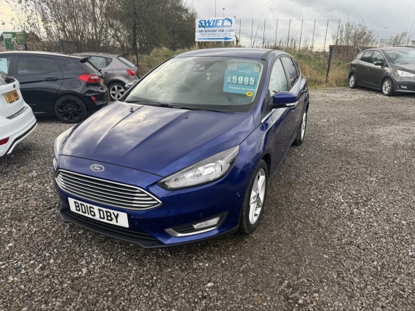 View FORD FOCUS 1.0 T EcoBoost Titanium