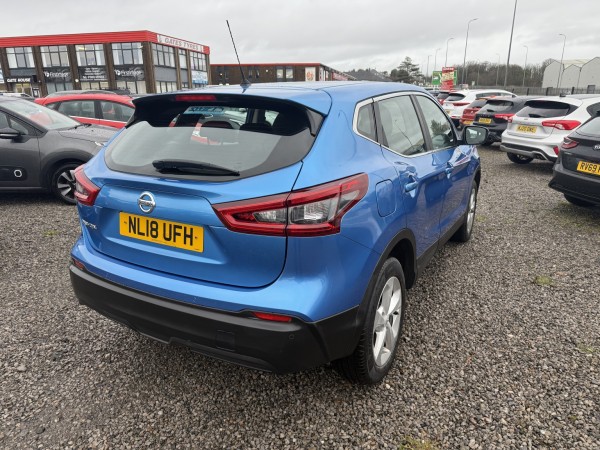 View NISSAN QASHQAI 1.2 DIG-T Acenta