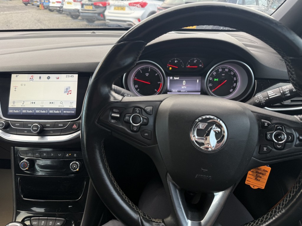 VAUXHALL ASTRA 1.6 CDTi BlueInjection SRi Nav 2016