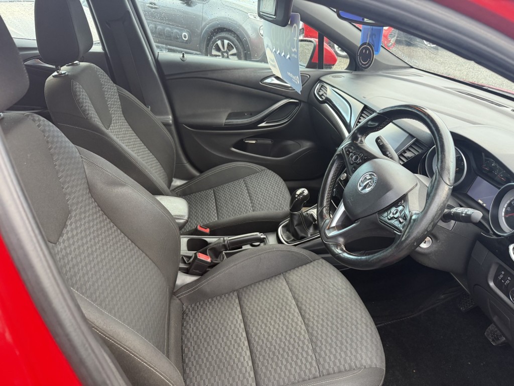 VAUXHALL ASTRA 1.6 CDTi BlueInjection SRi Nav 2016