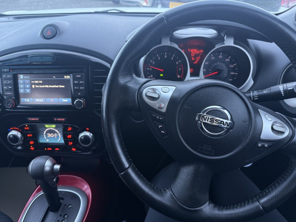 NISSAN JUKE 1.6 Acenta Premium 2013