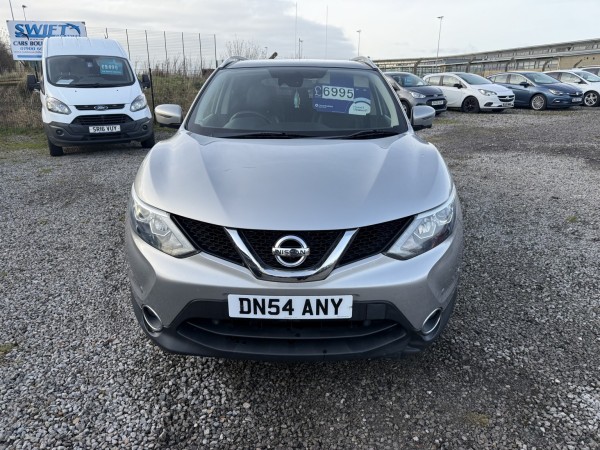 View NISSAN QASHQAI 1.5 dCi Tekna