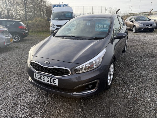 View KIA CEED 1.6 CRDi 2