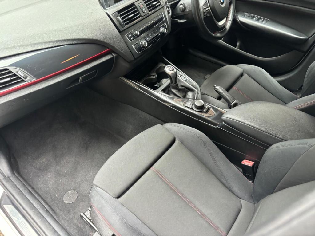 View BMW 1 SERIES 2.0 116d Sport 5-door
