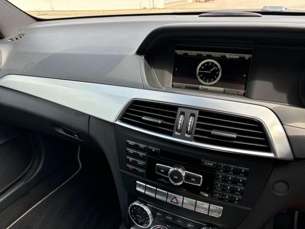 MERCEDES-BENZ C CLASS