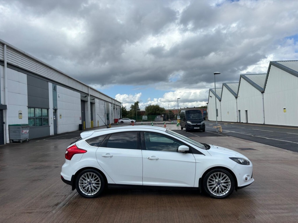 View FORD FOCUS 1.6 TDCi Zetec
