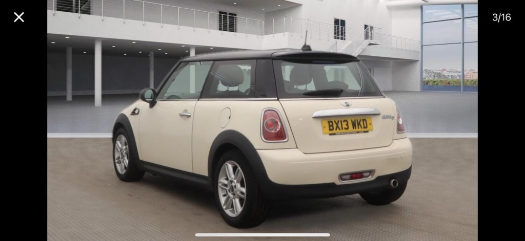 View MINI HATCH 1.6 Cooper D Hatch