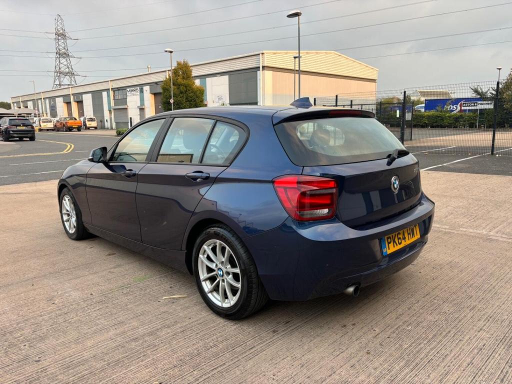 BMW 1 SERIES