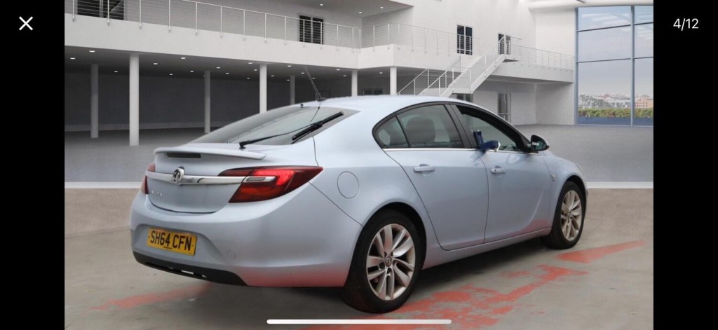 VAUXHALL INSIGNIA