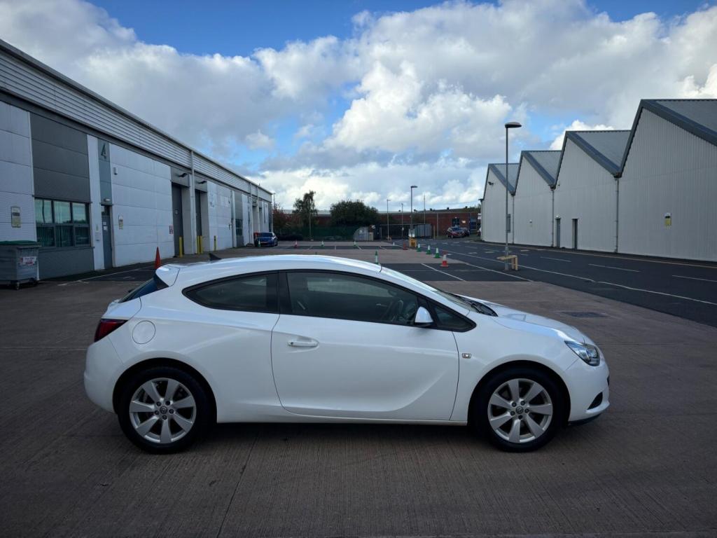 View VAUXHALL ASTRA GTC 1.4 T 16V Sport
