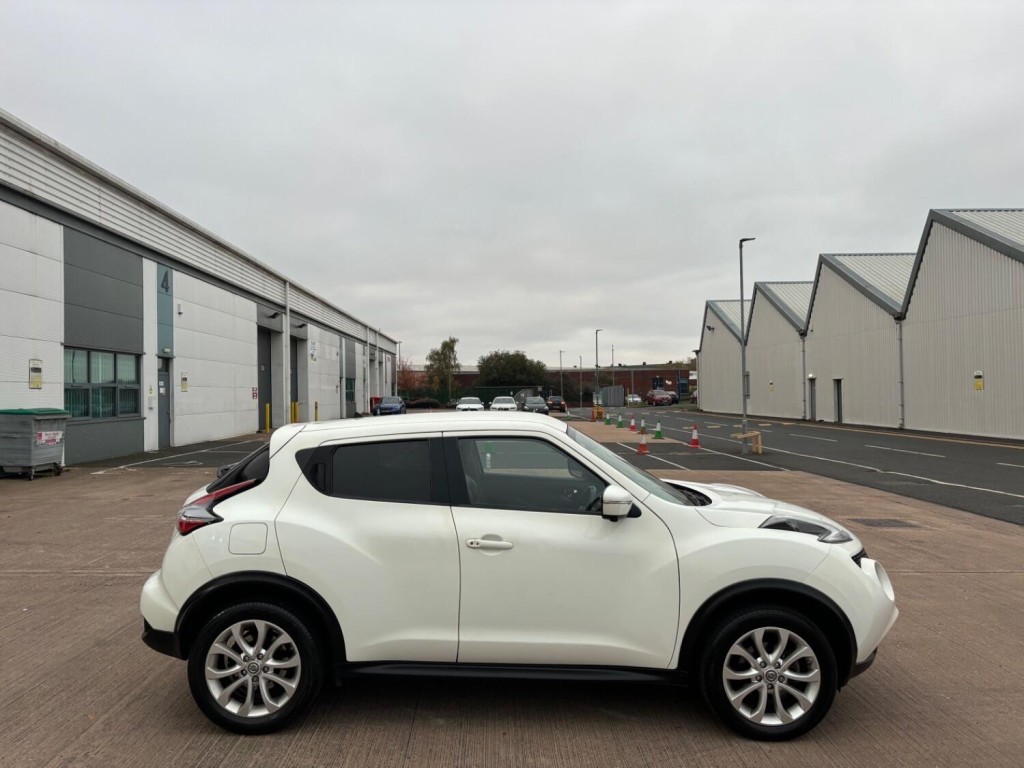 View NISSAN JUKE 1.5 dCi Tekna