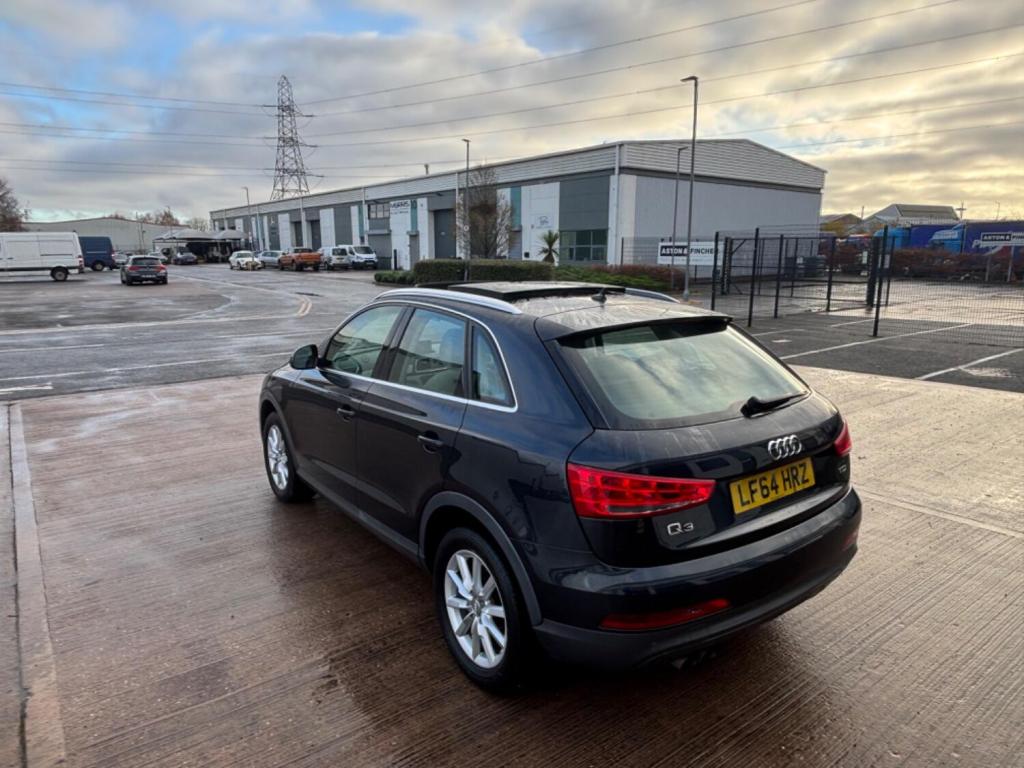 View AUDI Q3 2.0 TDI SE