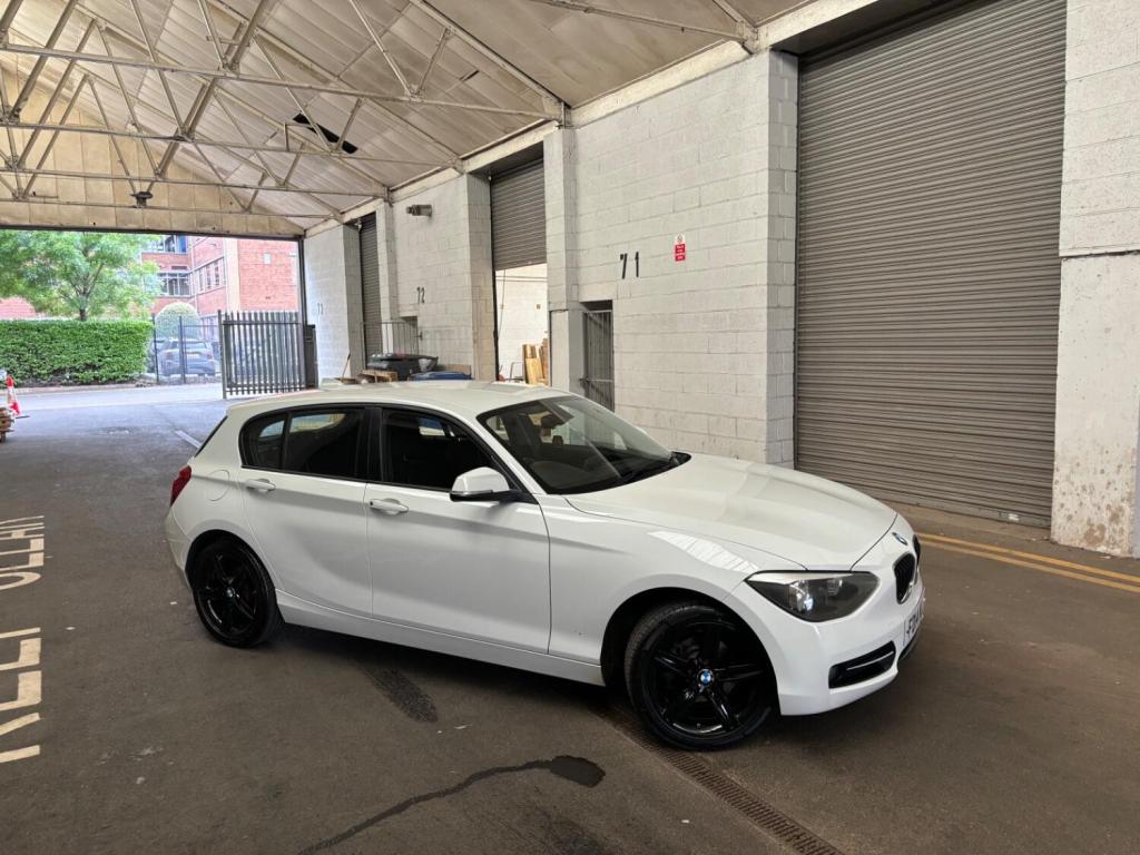 View BMW 1 SERIES 2.0 116d Sport 5-door