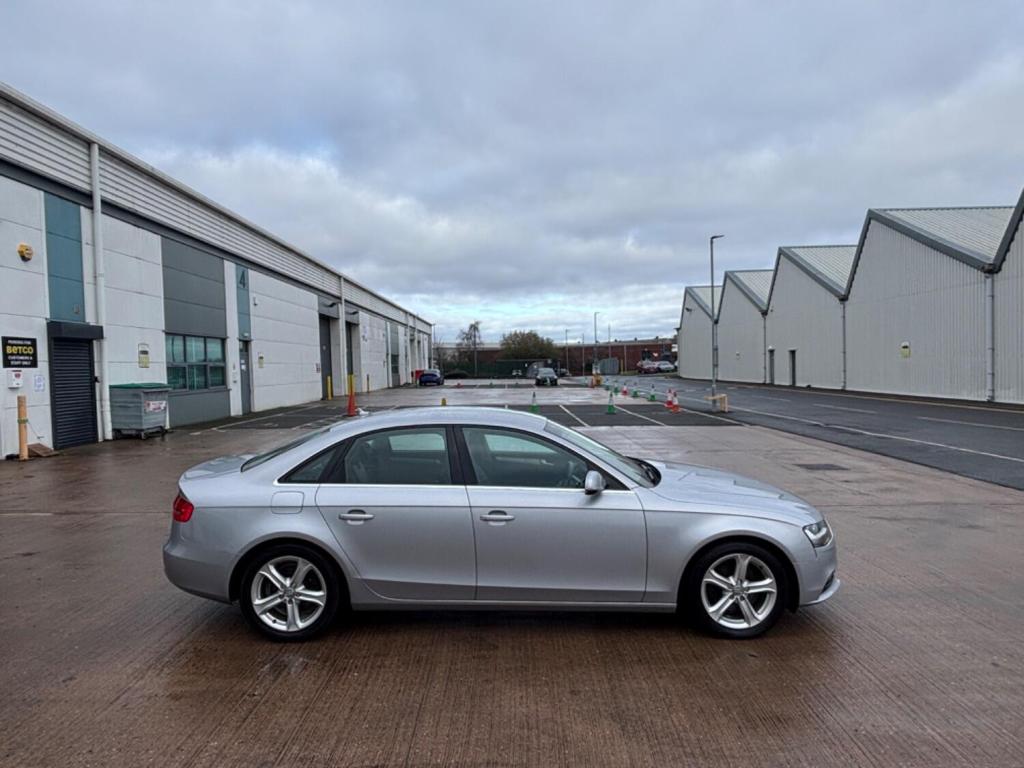 View AUDI A4 2.0 TDI ultra SE Technik
