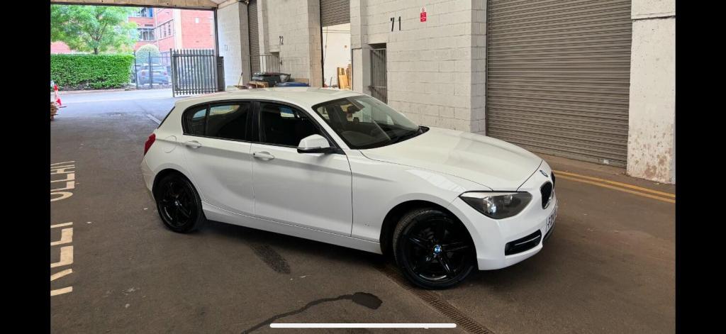 View BMW 1 SERIES 2.0 116d Sport 5-door
