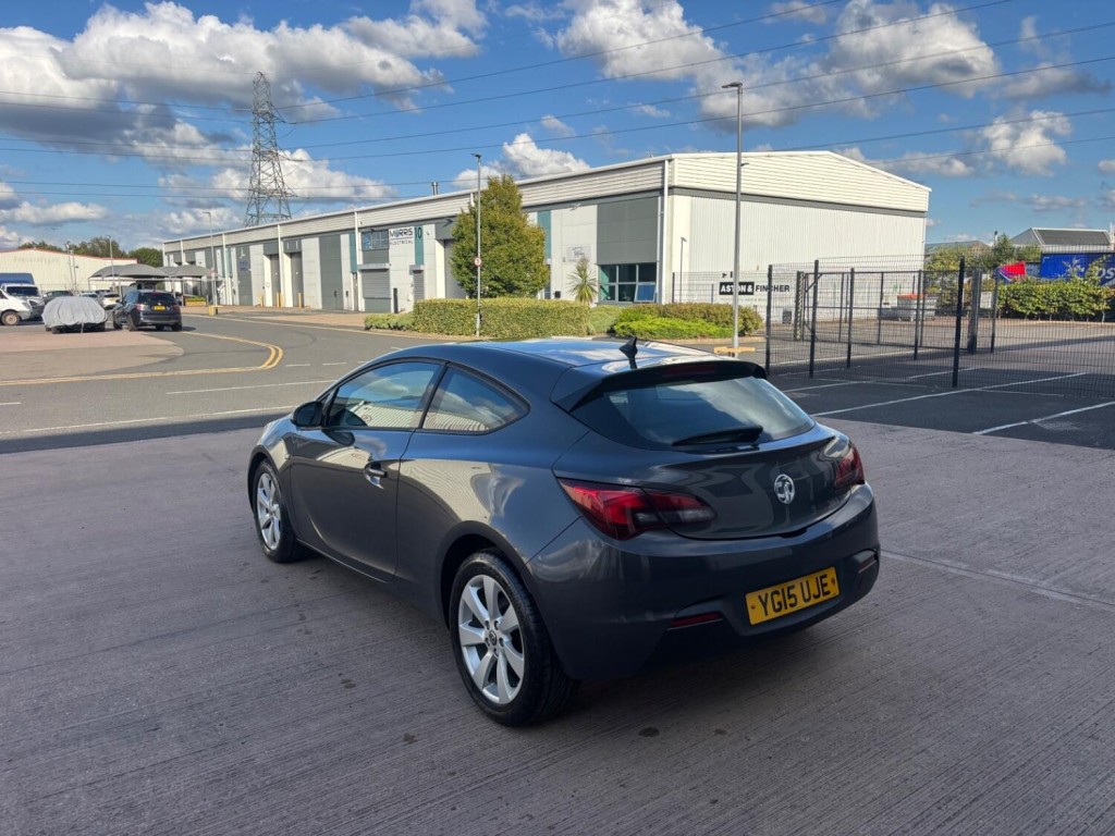 View VAUXHALL ASTRA GTC 1.4 i Turbo Sport