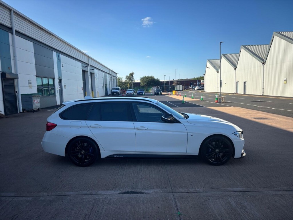 View BMW 3 SERIES 2.0 320d M Sport Touring
