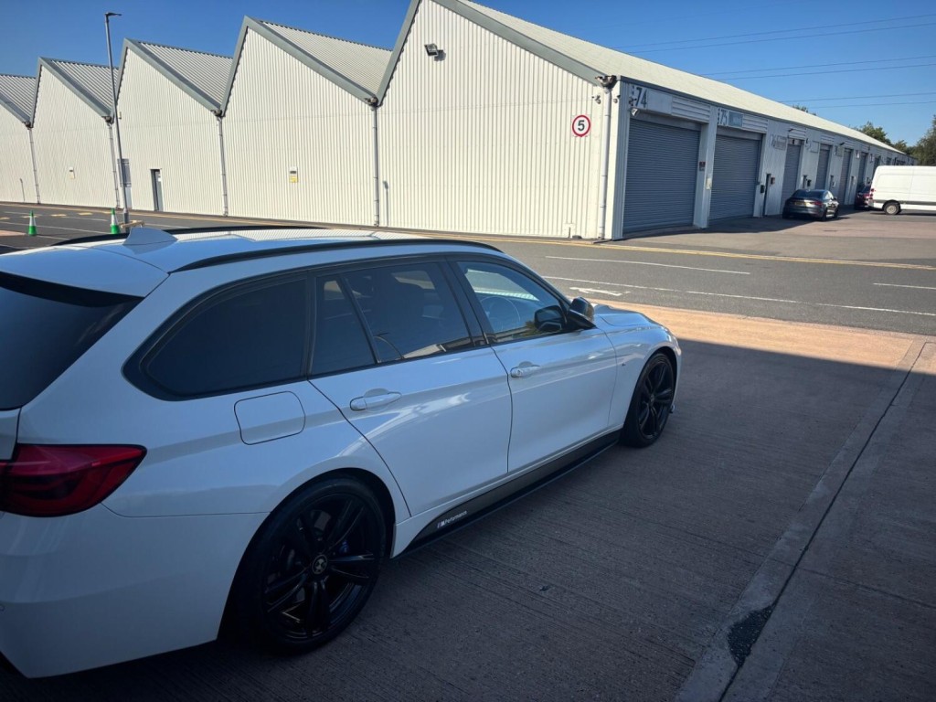 View BMW 3 SERIES 2.0 320d M Sport Touring