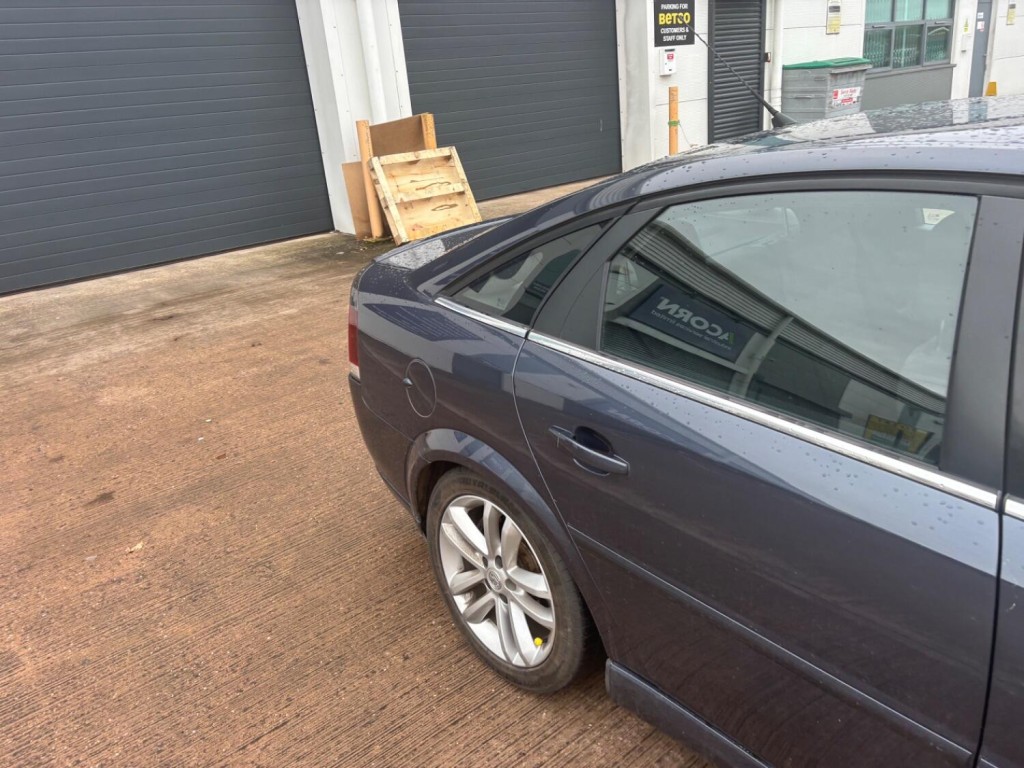 VAUXHALL VECTRA