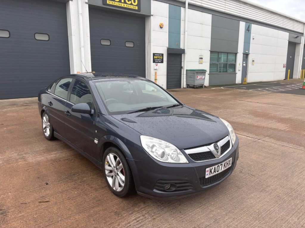 View VAUXHALL VECTRA 1.8 VVT SRi 5dr
