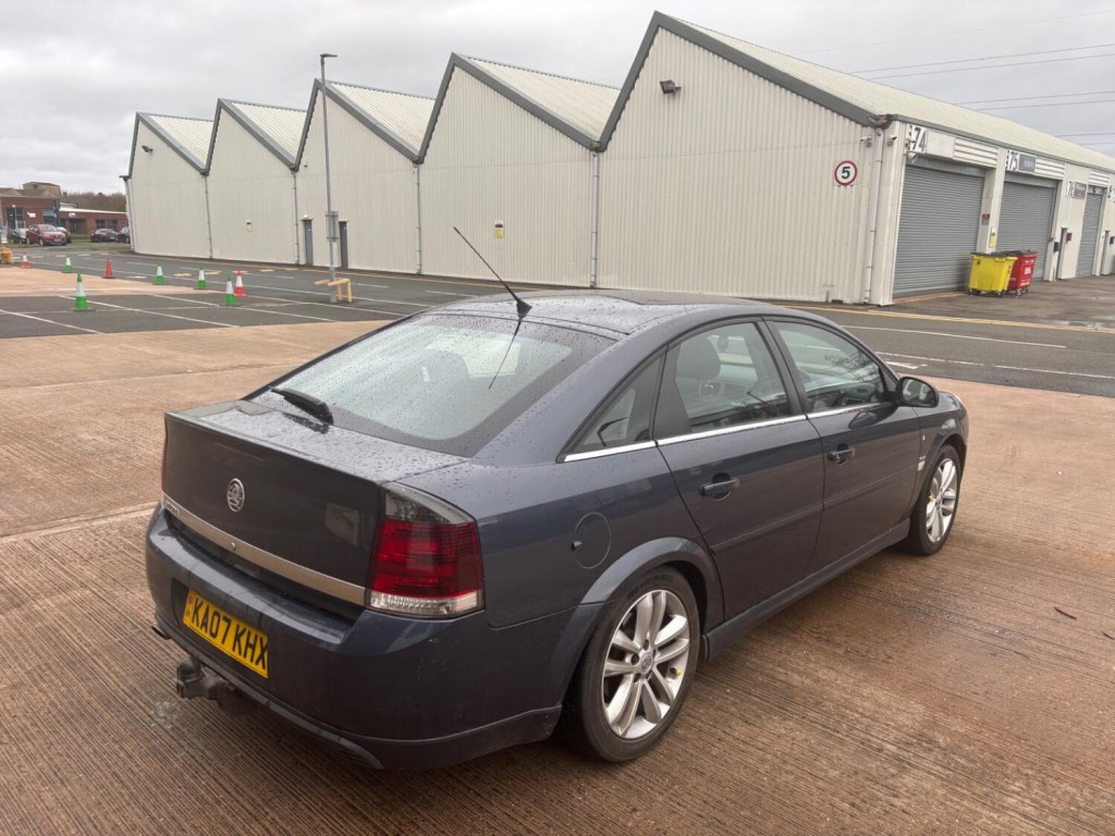 VAUXHALL VECTRA