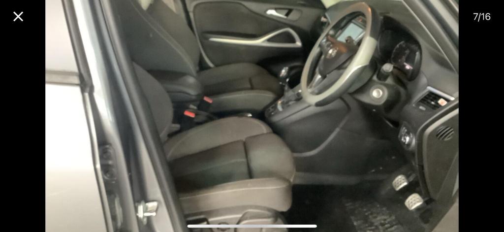 View VAUXHALL ZAFIRA TOURER 1.4 i Turbo SRi