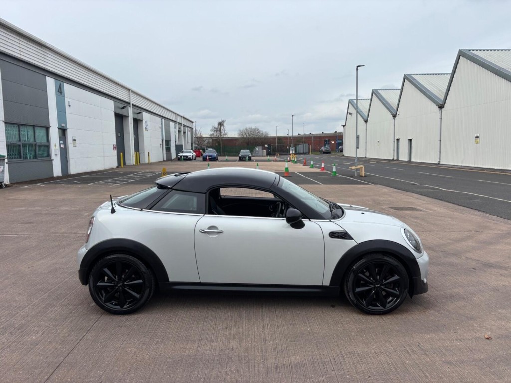 View MINI COUPE 1.6 Cooper S Coupe