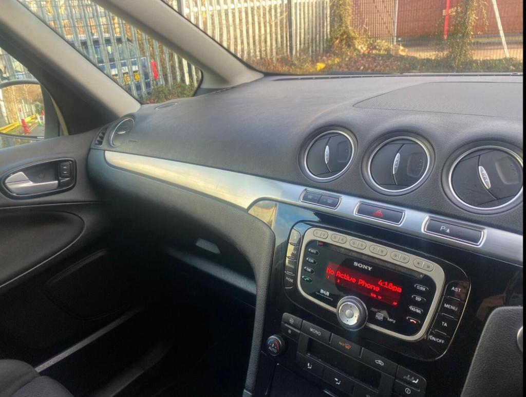 View FORD GALAXY 2.0 TDCi Titanium